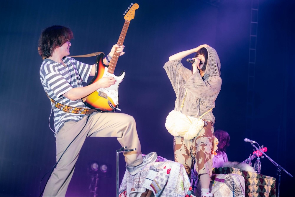サマソニ『Spotify Stage』2026 DAY3レポ:PEOPLE 1、にしな…鮮烈なステージ HALCALI、yamaら「Gacha Pop」勢の活況の画像7-2