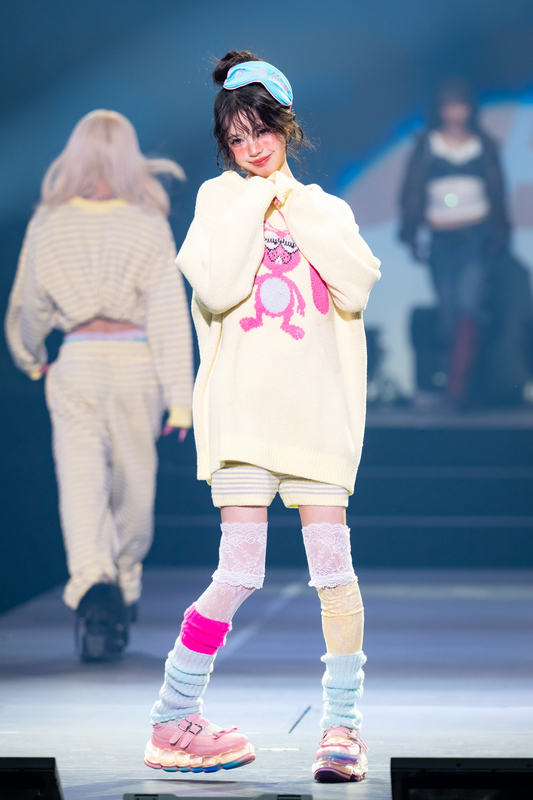 中山こはく(MORE STAR)