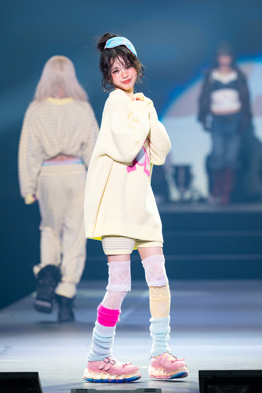 中山こはく(MORE STAR)