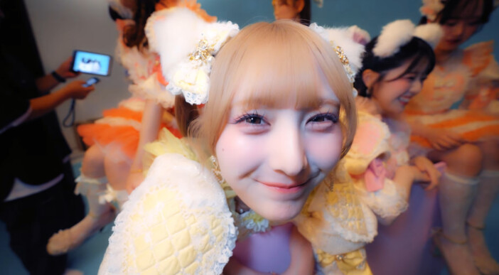 fav me、“猫系あざとかわいい”の裏側にメロメロ 「にゃんてずるいの!」ジャケ写メイキングが「可愛い過ぎる」