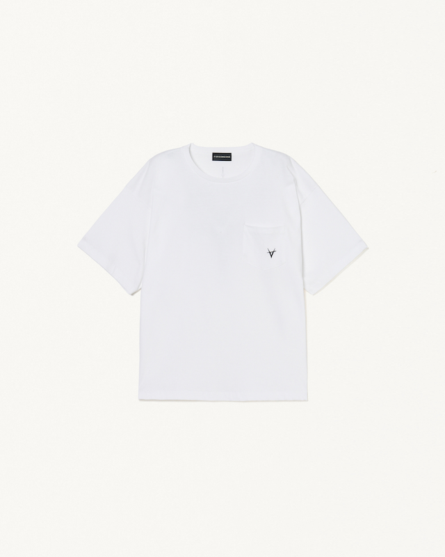 『FORSOMEONE × AK』Tシャツ