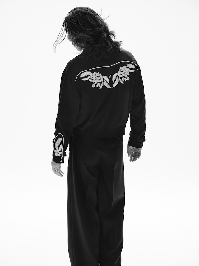 『FORSOMEONE × AK』ショット