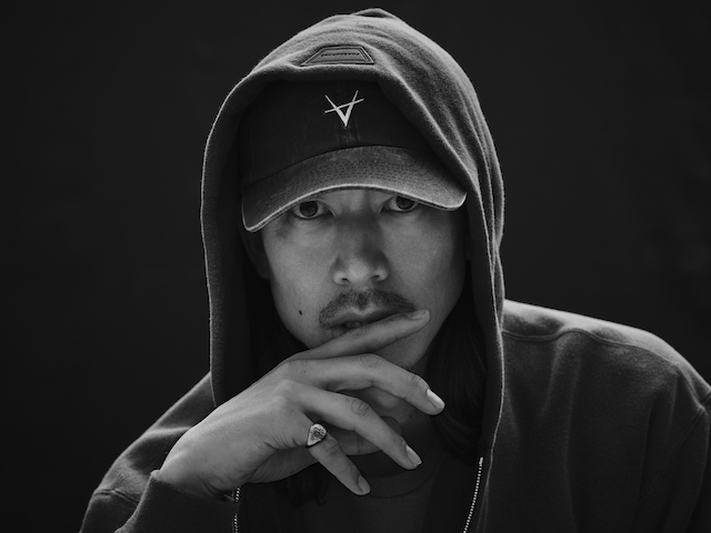 『FORSOMEONE × AK』ショット