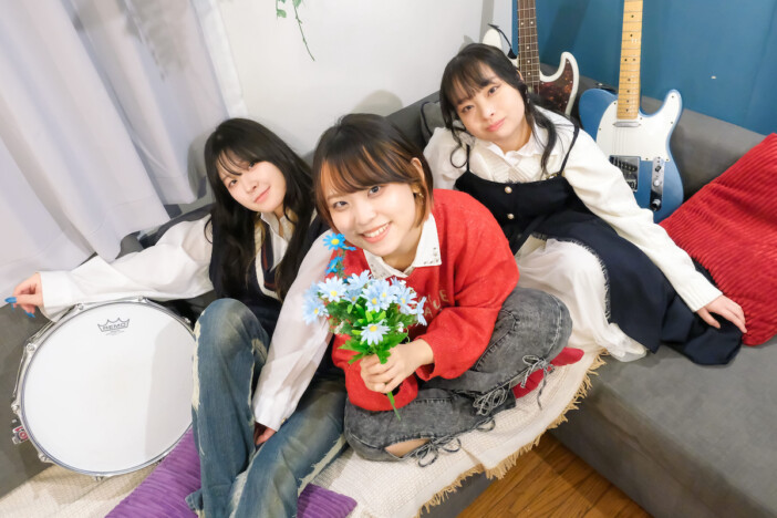 マリンブルーデージー、新たな弾き語りイベントを3カ月連続開催　最新曲「シュノーケル」MV公開も