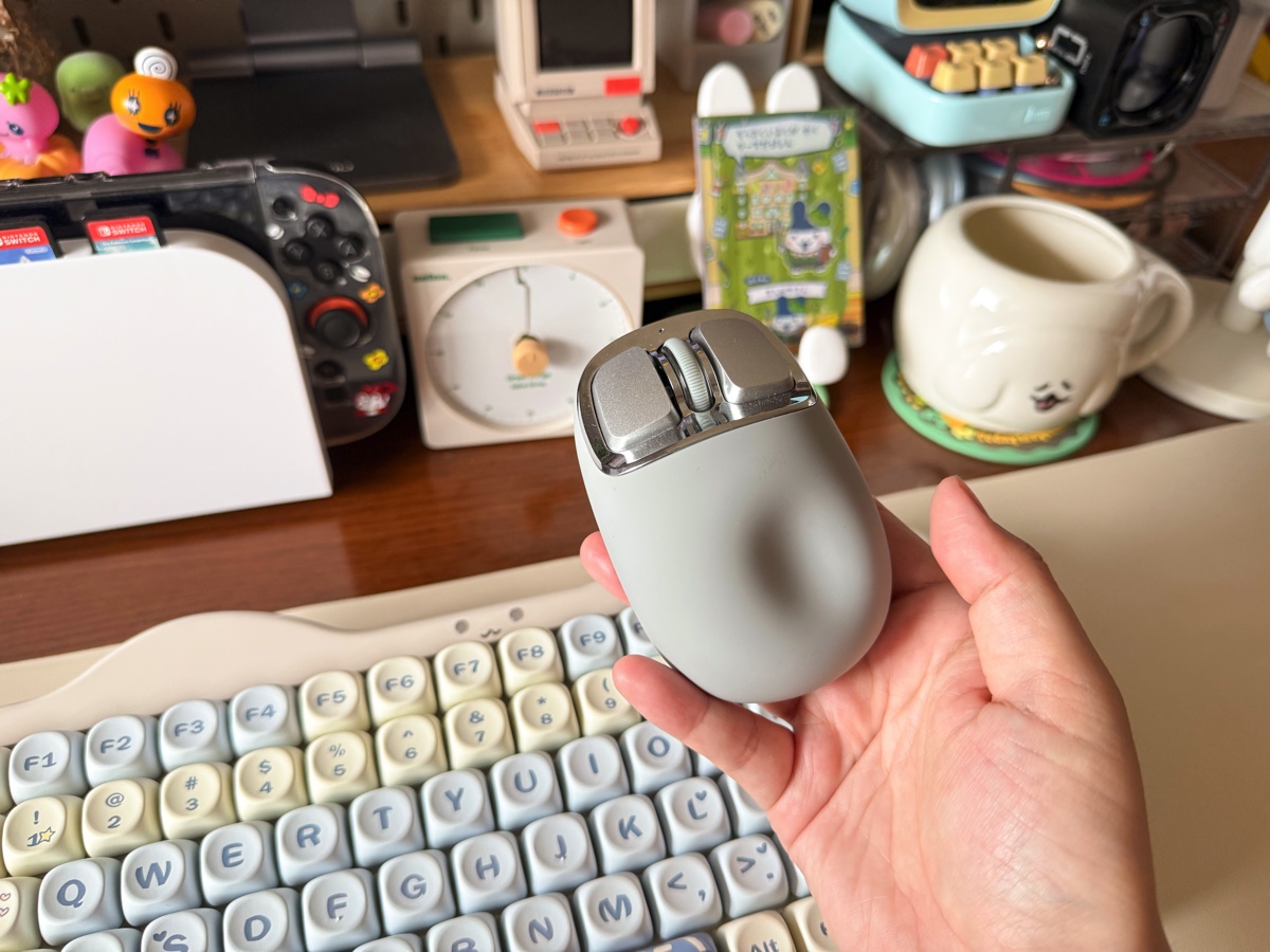 デジタルクリエイター兼薬剤師のharupiさんのデスク