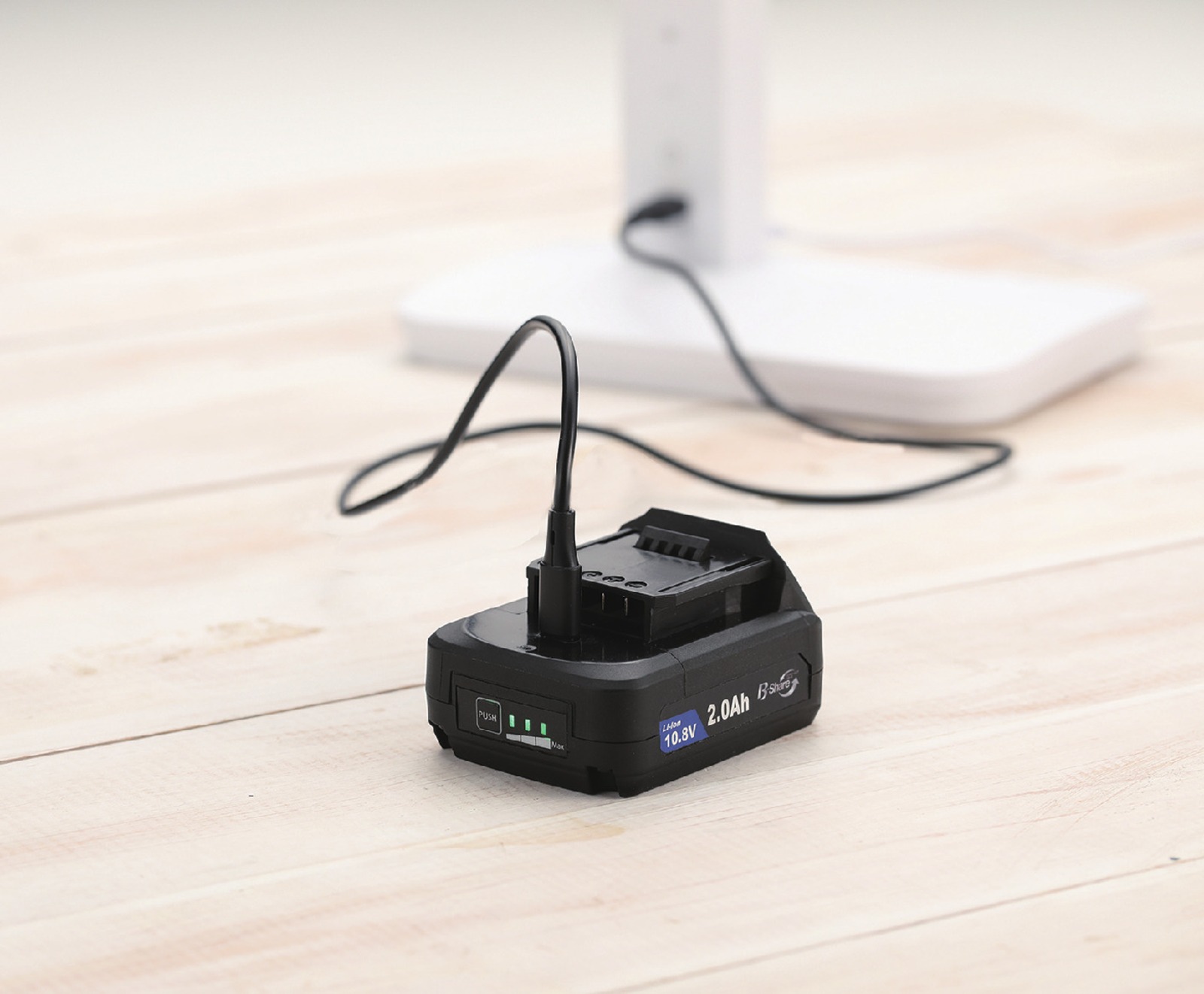 コメリ『B-Share』USB充電式ドライバー登場の画像