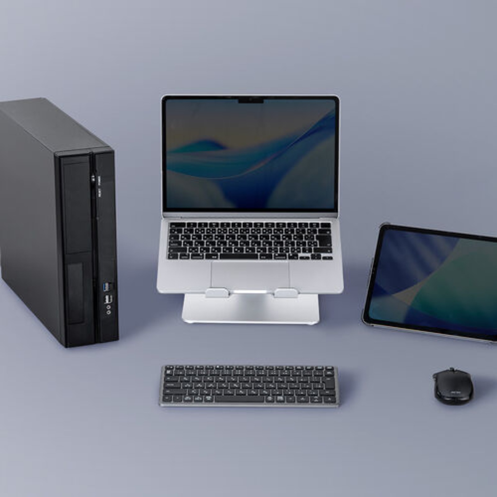 サンワサプライ、3台接続対応キーボード発売の画像