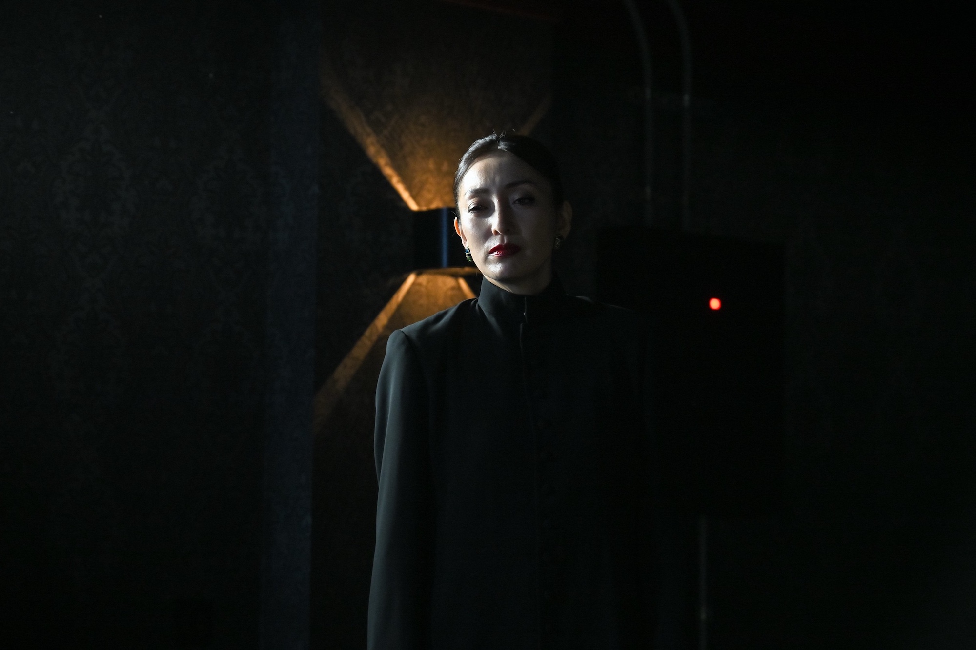 『VIVANT』16話、堺雅人の一人三役に仰天の画像