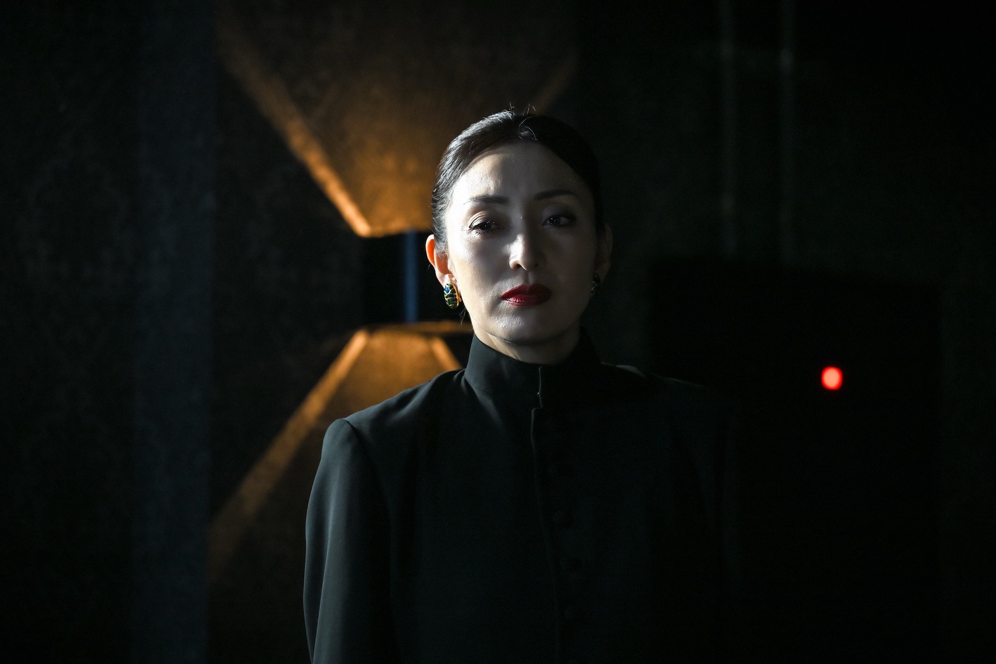 『VIVANT』16話、堺雅人の一人三役に仰天の画像