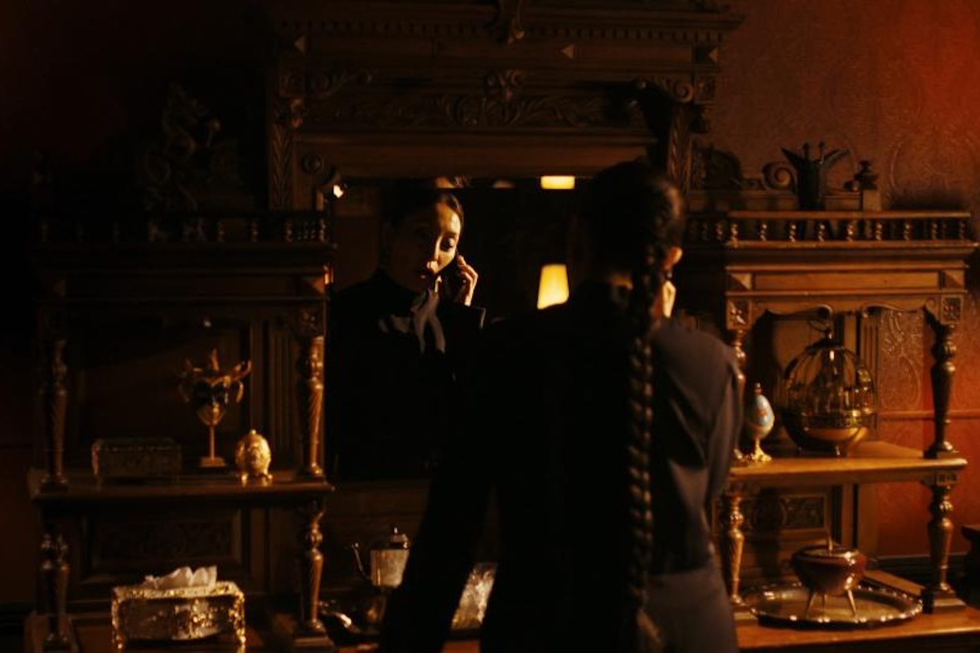 『VIVANT』16話、堺雅人の一人三役に仰天の画像