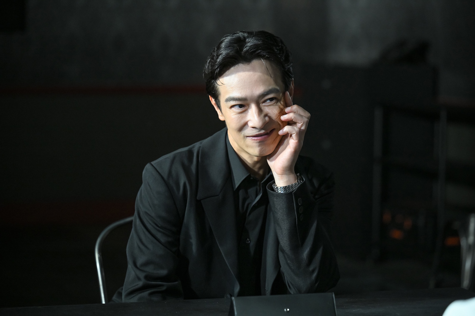 『VIVANT』16話、堺雅人の一人三役に仰天の画像