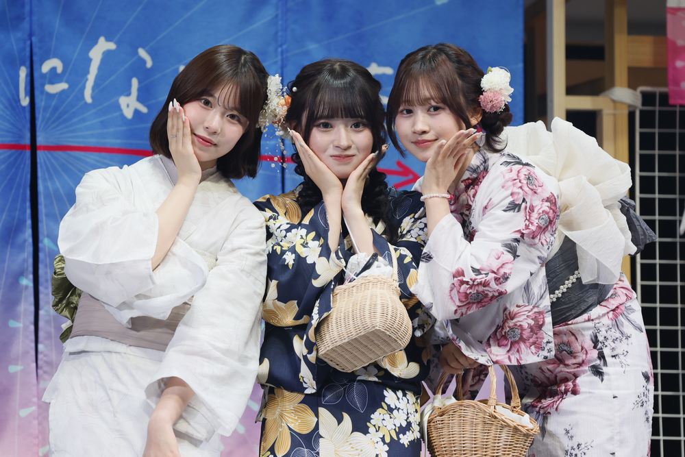 すみれ（表すみれ）＆たまき（今井環希）＆あやか（伊藤彩華）＆