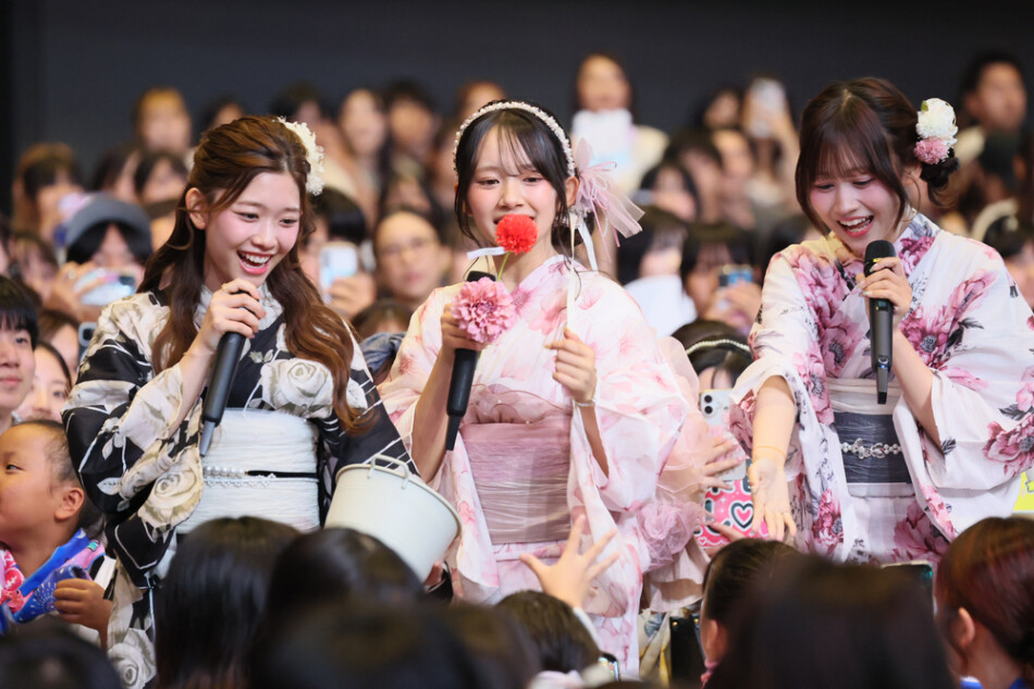 ゆあ（小林ゆあ）＆ゆうか（森口優花）＆あやか（伊藤彩華）