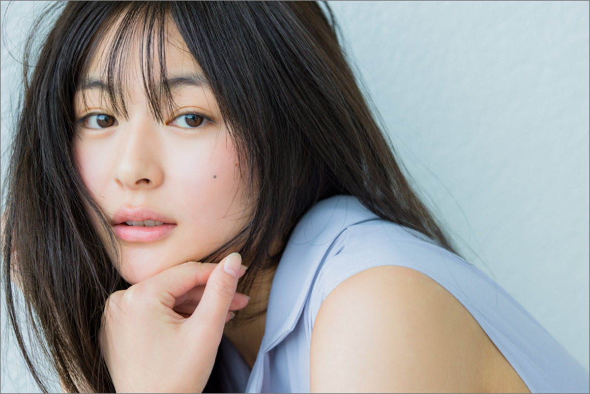 和内璃乃、初カレンダー12月5日発売