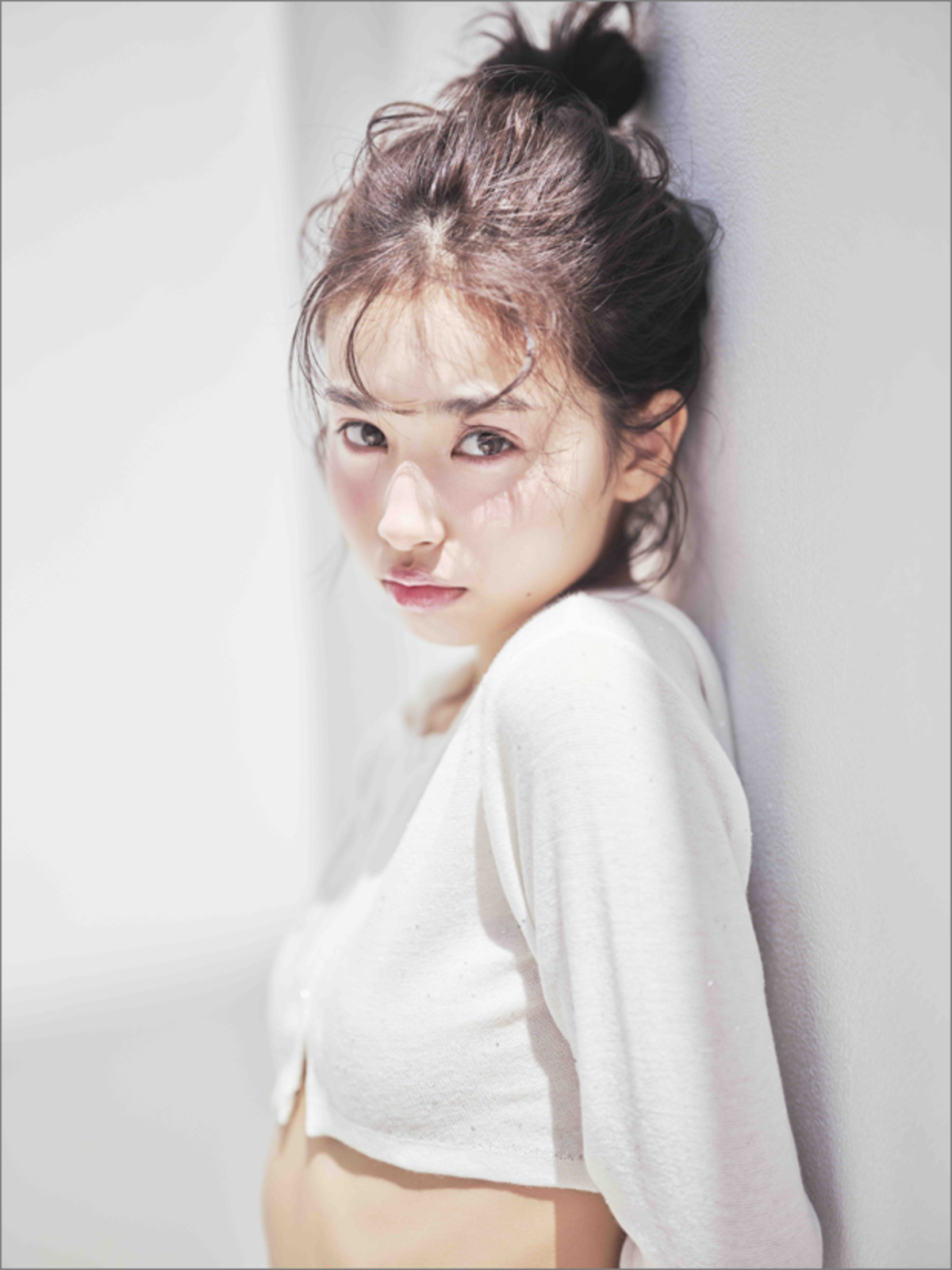 谷田ラナ、初のカレンダー12月発売決定