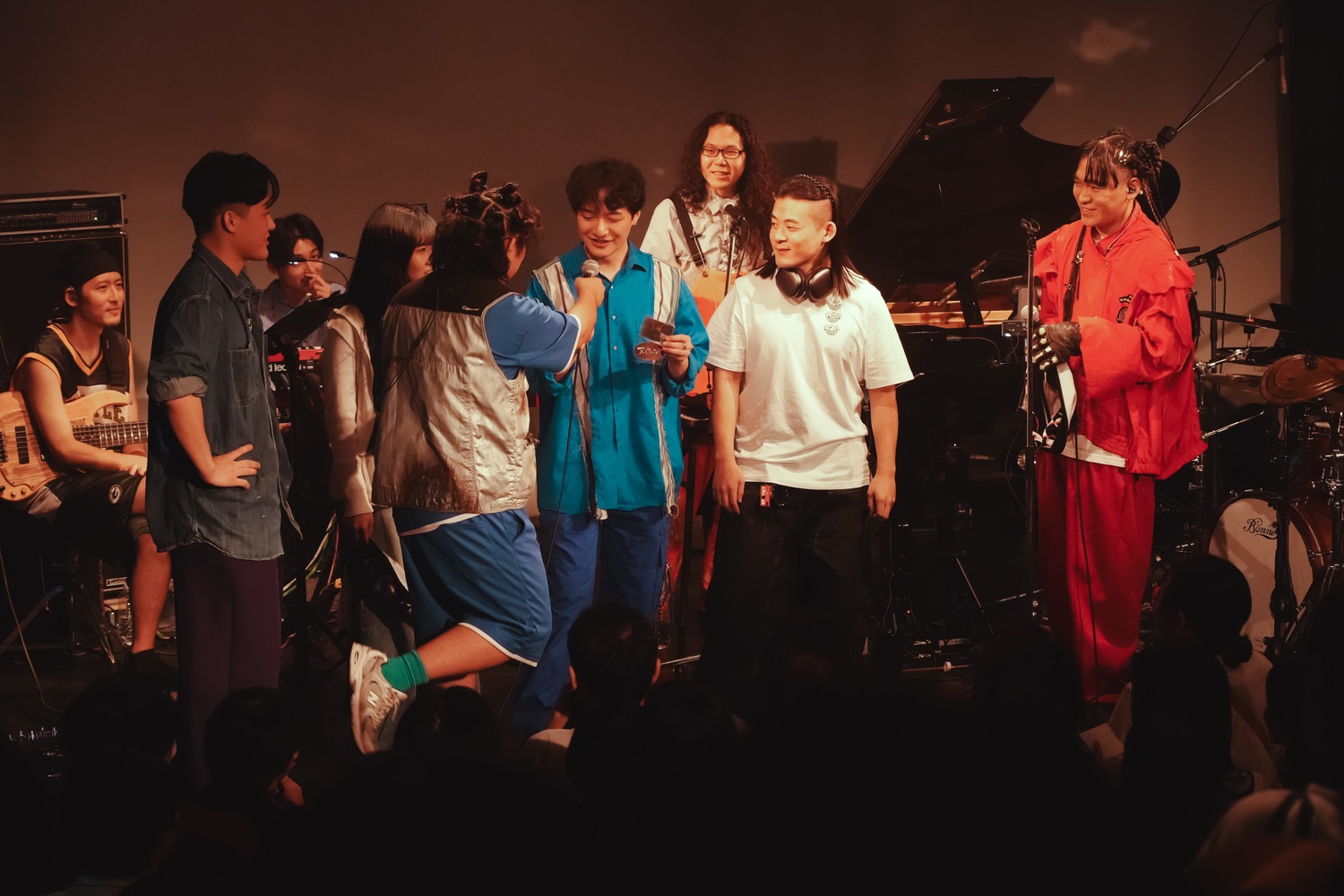 アートゥーン!、プロの顔とユーモアが同居する唯一無二のステージ 初の音楽ライブで見せた底知れぬポテンシャルの画像4-2