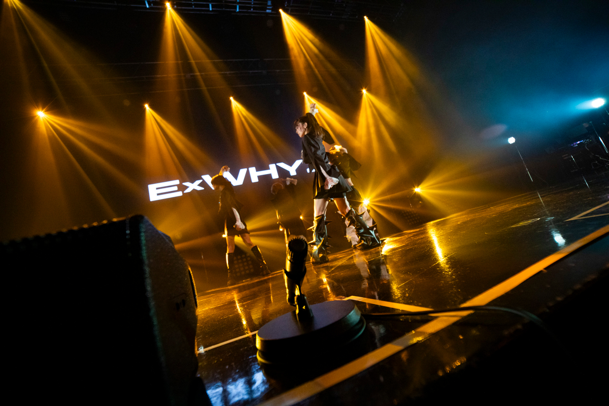 ExWHYZ ライブ写真