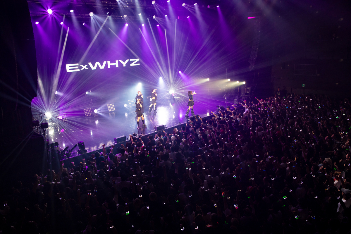 ExWHYZ ライブ写真