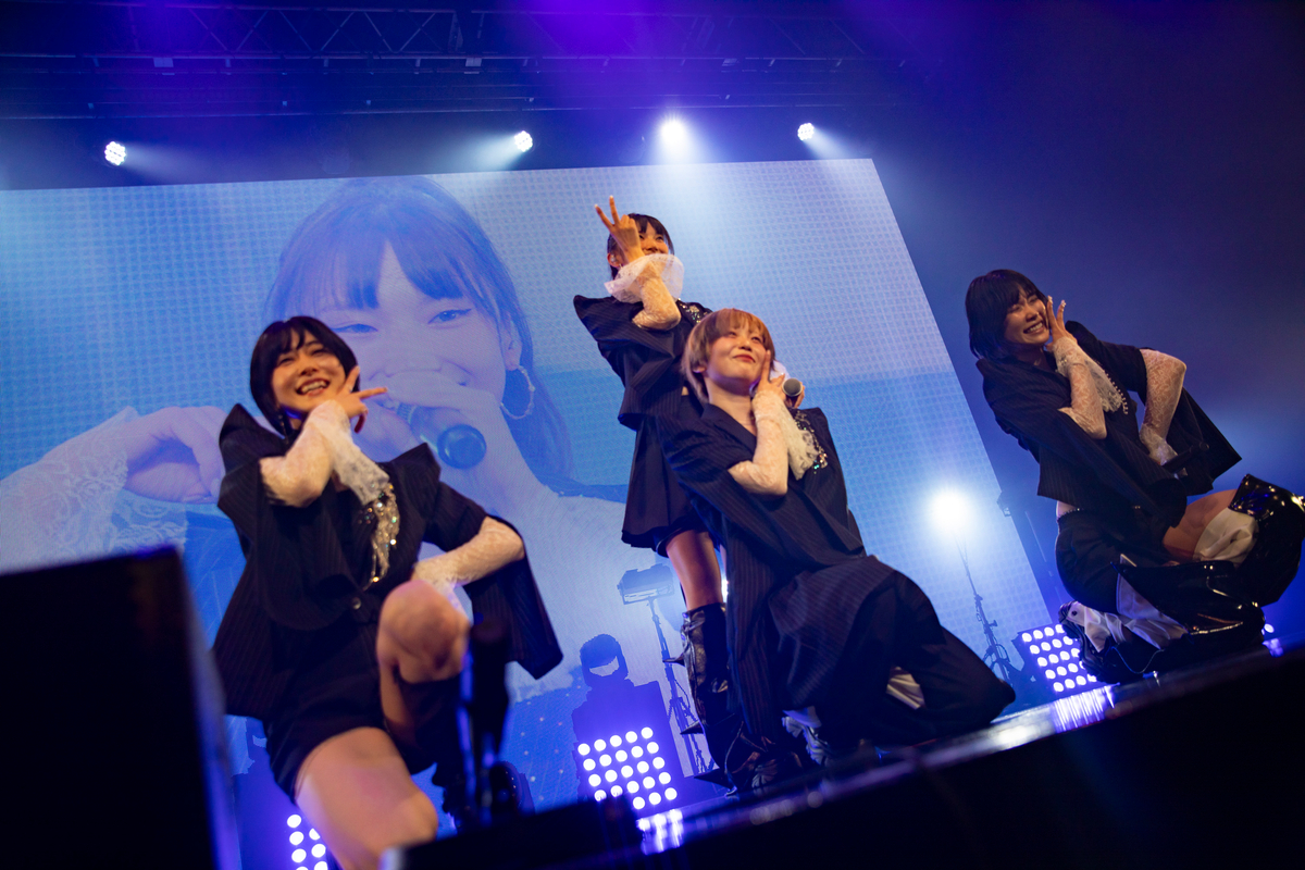 ExWHYZ ライブ写真