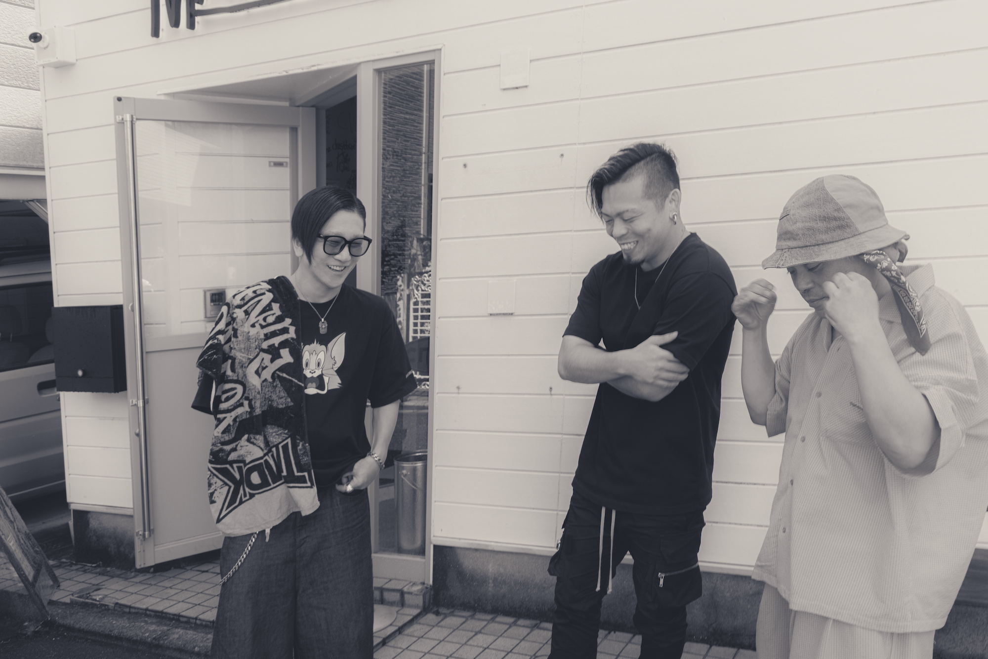 ROTTENGRAFFTY×藤田晃生 撮り下ろし