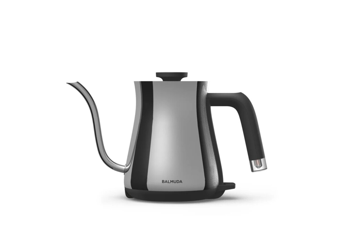 キッチン家電 BALMUDA the pot silver 金属光沢が際立つ限定色 『BALMUDA The Pot』の「クローム」が5年ぶり