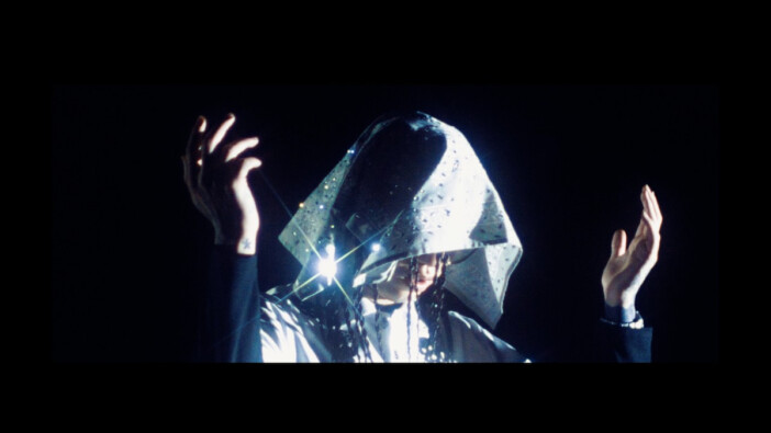 MIKADO『FAME FLAME』に潜む“摩擦”によって広がる炎　証明する真の成り上がり、有言実行性が生むカタルシス