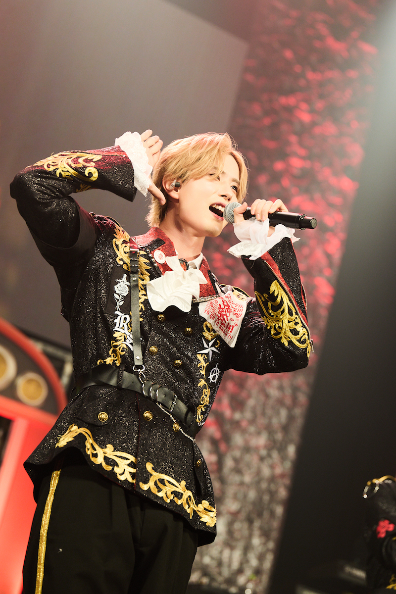 添田陵輔