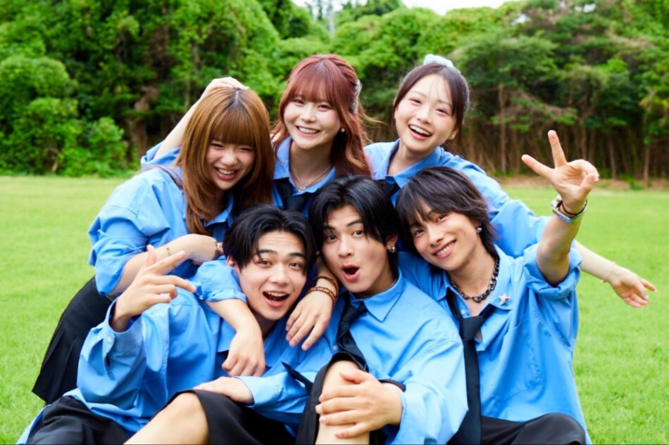 6人の集合写真