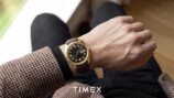 TIMEX、黒電話モチーフの復刻時計発売の画像