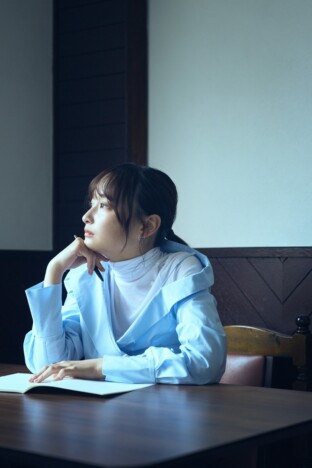 影山優佳初のエッセイ集『影まで愛して』重版決定　大阪でお渡し会、仙台・岡山でパネル展開催へ