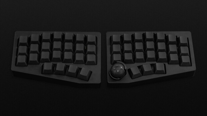 トラックボール付き分割キーボード『Keychron Valkey Orb』登場 遊舎工房とKeychronが共同開発