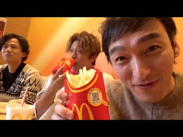 稲垣吾郎＆草彅剛＆香取慎吾、マクドナルドと紡いだ意外な縁　“SMAPと同期” 月見バーガーCM出演を機に振り返る