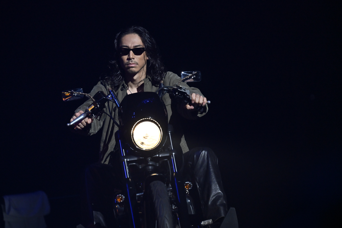 『HiGH&LOW 10th ANNIVERSARY FEVER』AKIRA