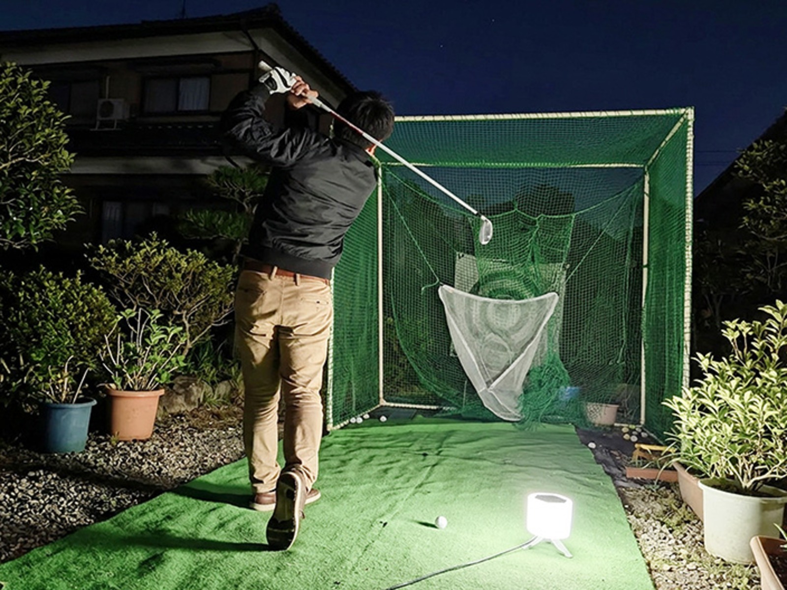 夜間のスポーツ練習に