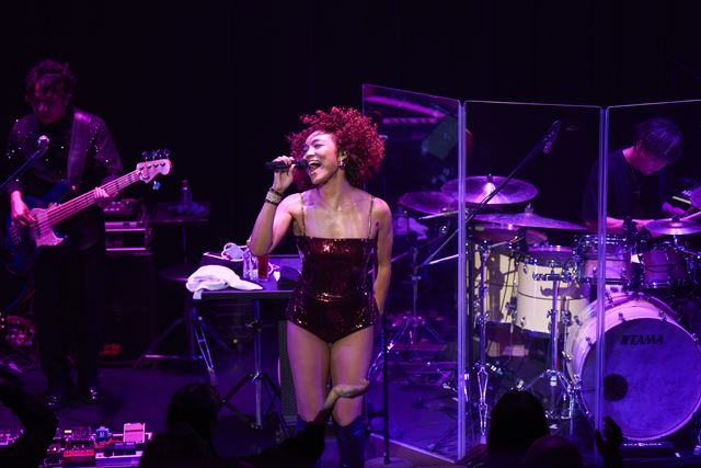 Crystal Kay ビルボードライブ公演より
