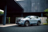 SUV「アウトランダー」