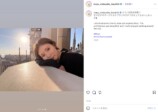 松岡茉優、夕陽を浴びる笑顔が美しすぎる！の画像