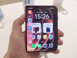 『Xiaomi 18 Fold』閉じた状態