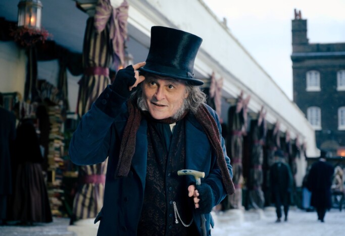 ジョニー・デップが3人のゴーストに翻弄される　『クリスマス・キャロル』本予告＆場面写真