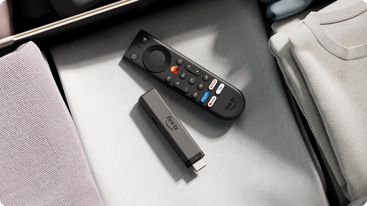 Fire TV Stick 4KとFire TVリモコン