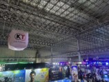 『東京ゲームショウ2026』を満喫する十束おとは