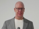 Vice-President, Hardware Engineering and Operationsのマシュー・コステロ氏
