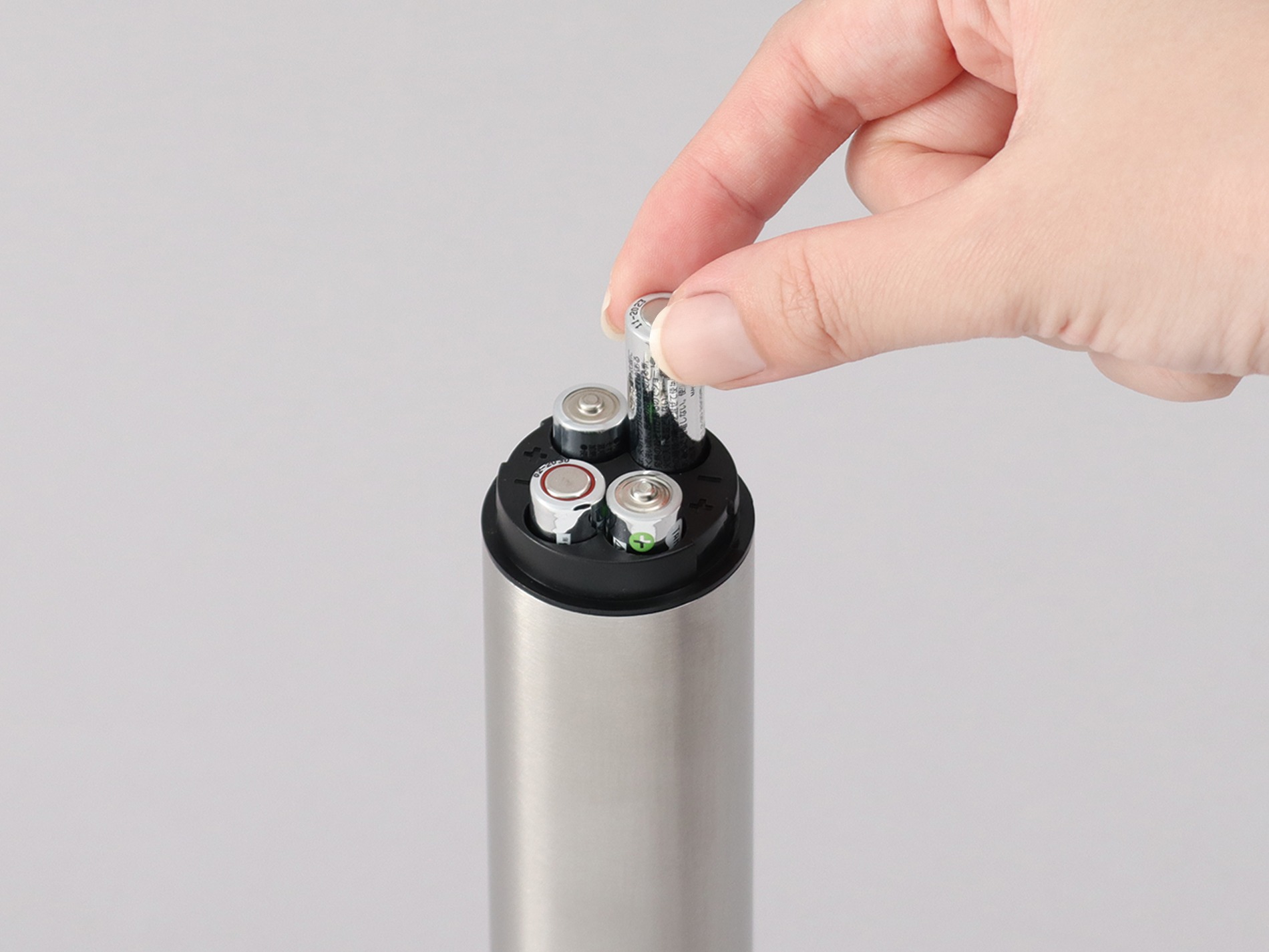 小泉成器、電動ミル2種を発売の画像