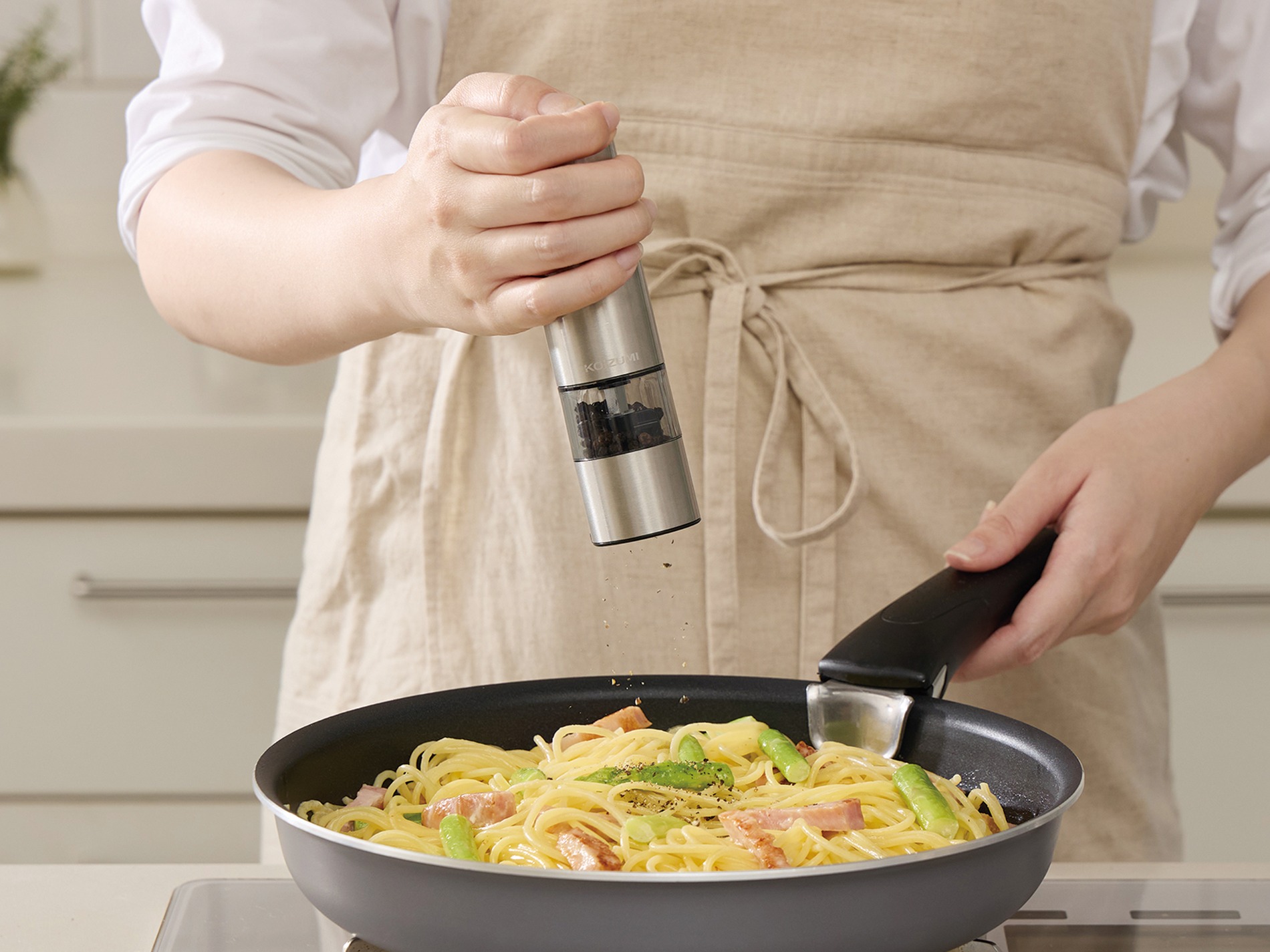小泉成器、電動ミル2種を発売の画像