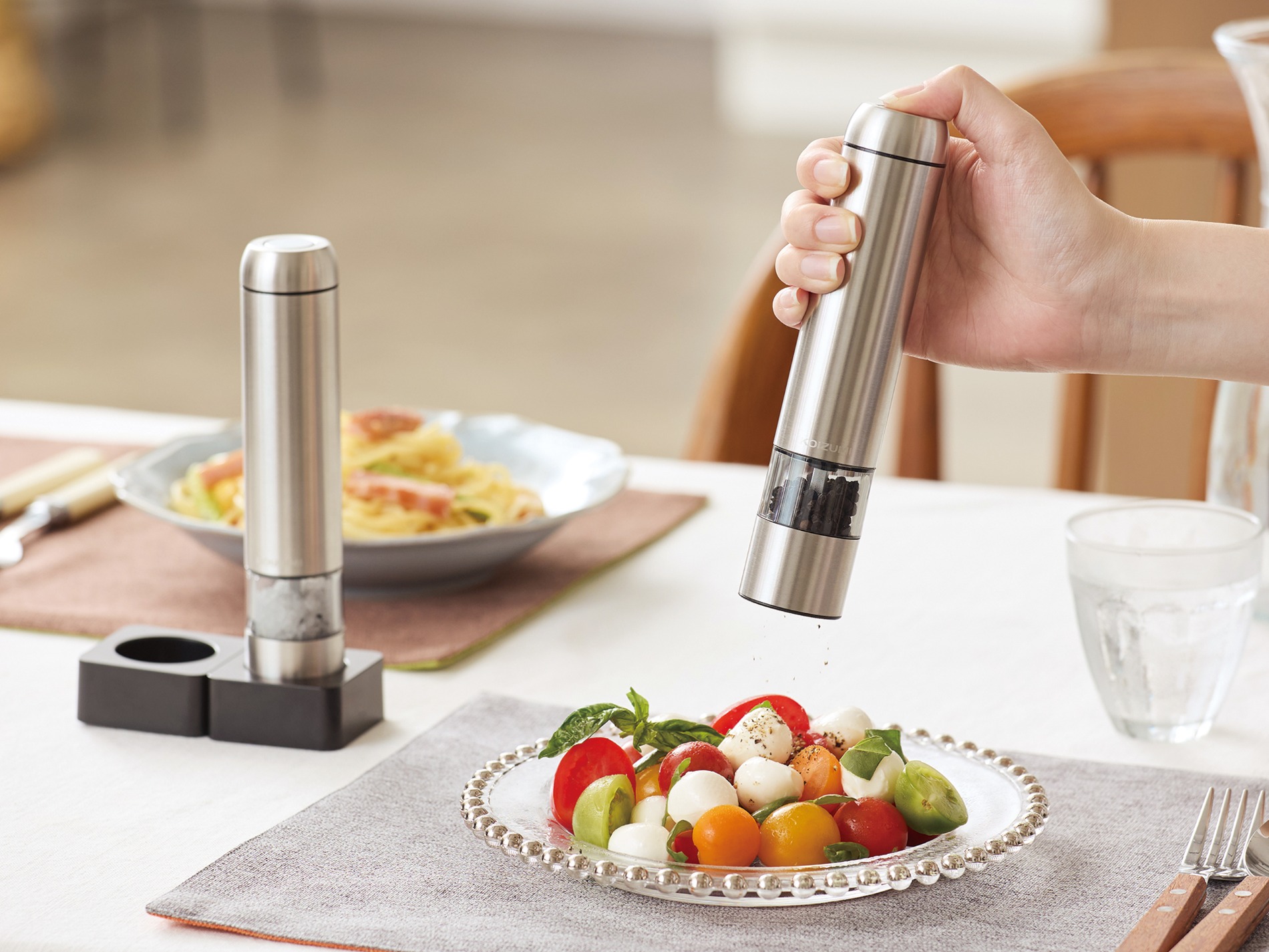 小泉成器、電動ミル2種を発売