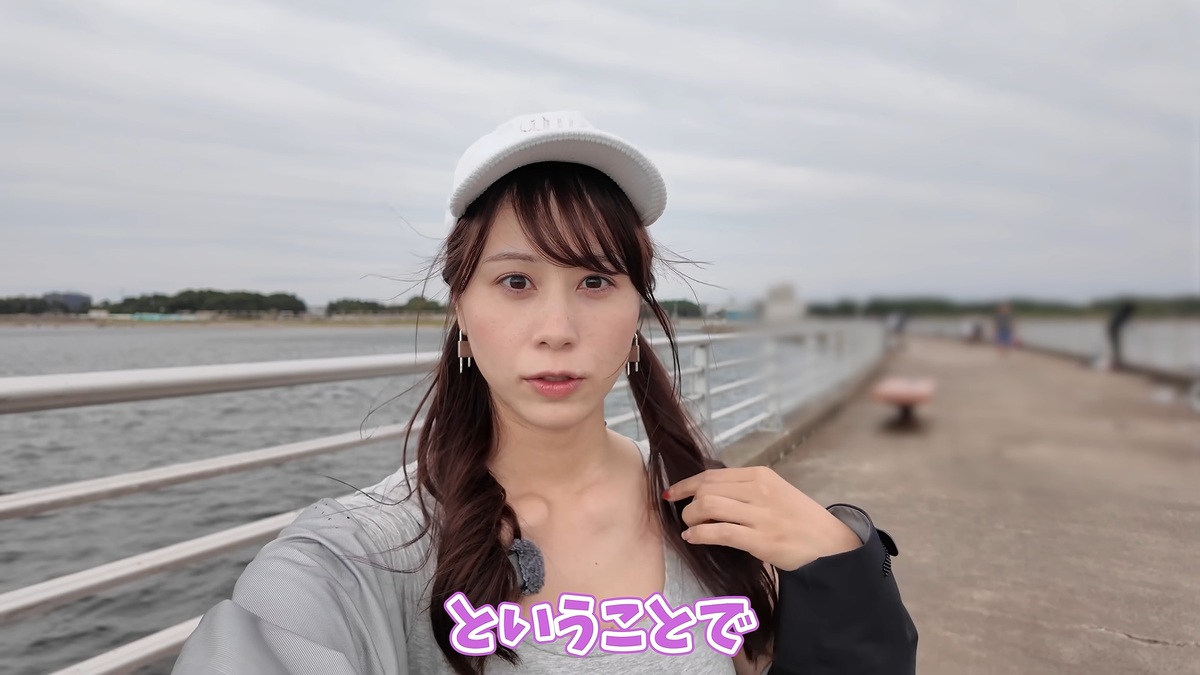 千葉県の海で釣りに挑戦するあま猫