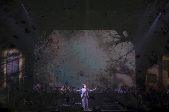『JUJU HALL TOUR 2026 純喫茶JUJU「時間旅行」演出:松任谷正隆』より