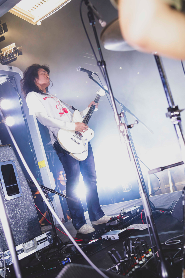 Tive 求健太（Gt）（撮影＝Keiju Kawase）