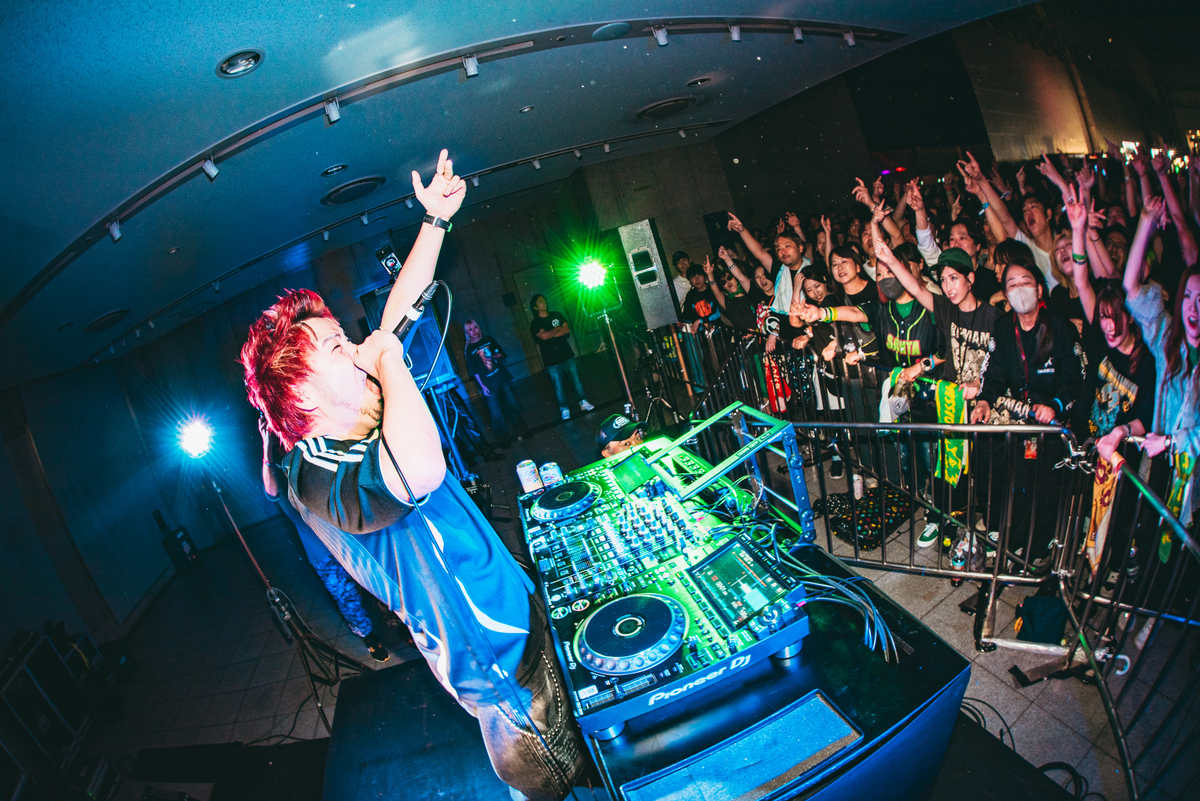 KENTA KOIE（Crossfaith／AFTERVOID）（撮影＝Yuto Fukada）