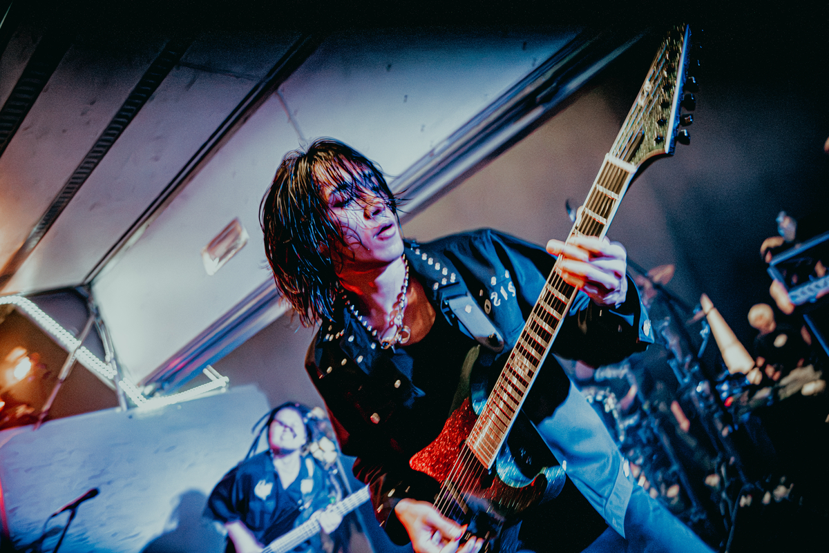 Knosis Yasui（撮影＝Yuto Fukada）